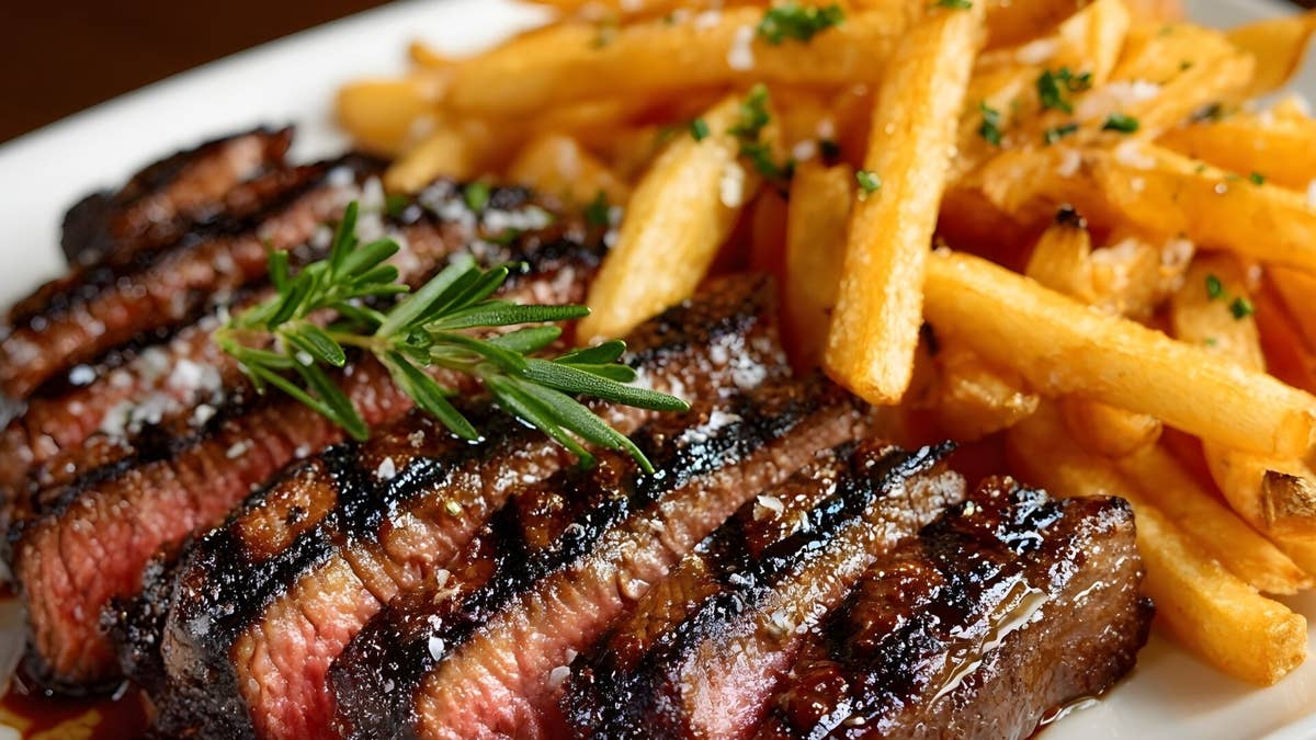 54-year-old international restaurant chain closing all locations