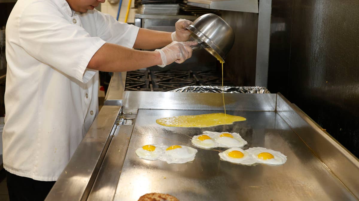 Feds allege your expensive grocery store eggs were rigged