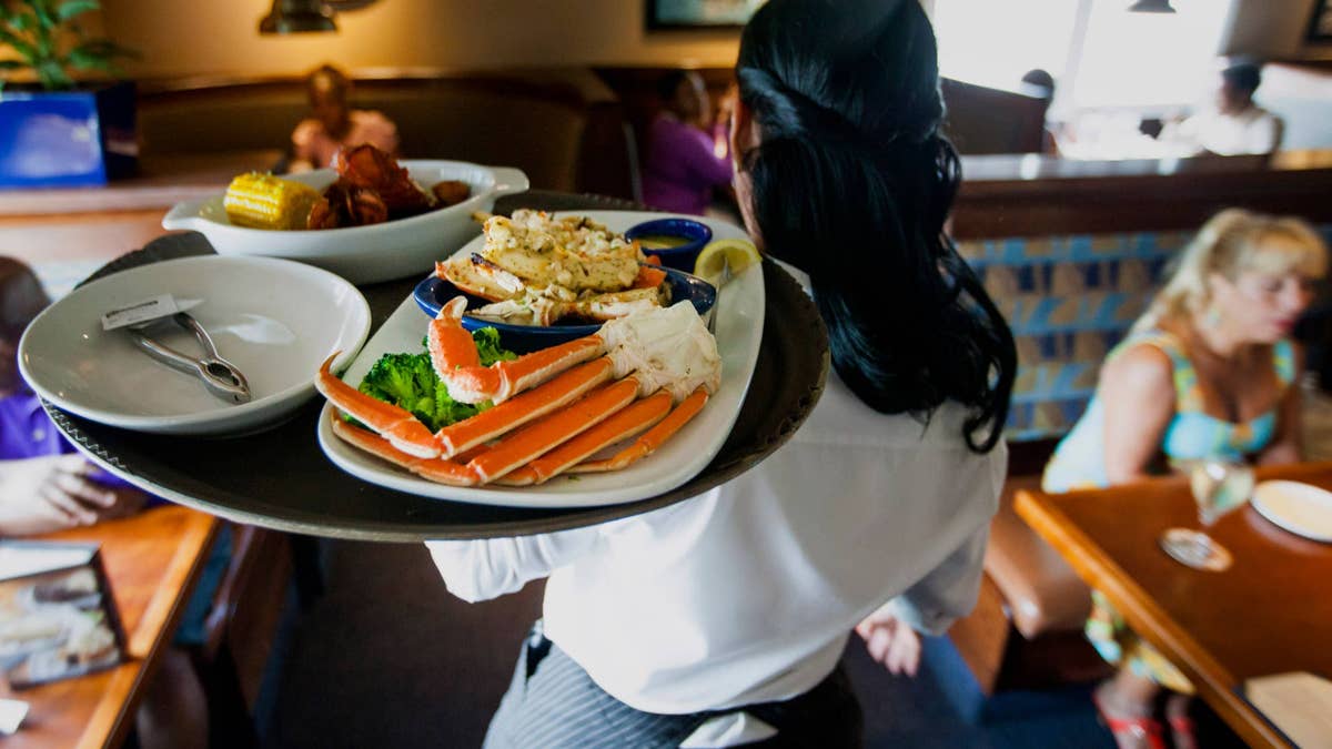 Iconic seafood chain files lawsuit after bankruptcy